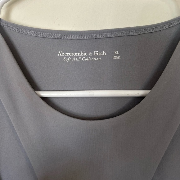 Abercrombie & Fitch seamless high neck bodysuit in gray XL - Picture 5 of 9